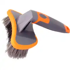 Solid vaskeb&oslash;rst, bred og med godt h&aring;ndtak.<br />
<br />
Lengde: 180 mm<br />
Bredde: 140 mm<br />
H&oslash;yde: 110 mm<br />
 